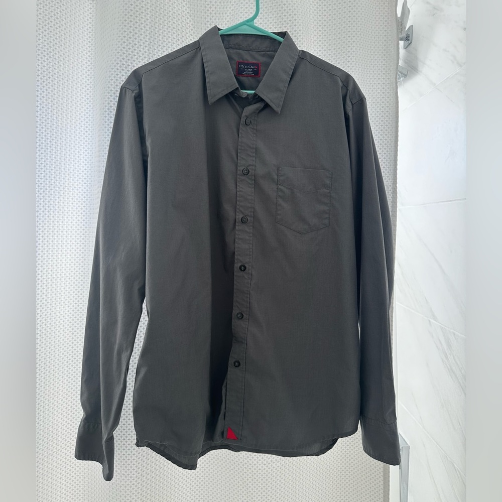 Men’s UNTUCKit button up shirt sz XL Slim Fit